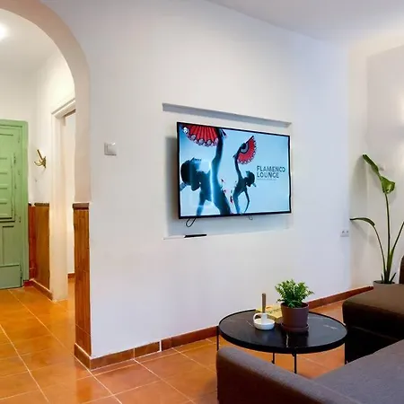 Pleasant Pedragalho On The Apartment *