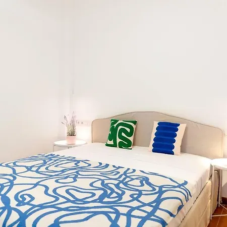 Apartment Pleasant Pedragalho On The *